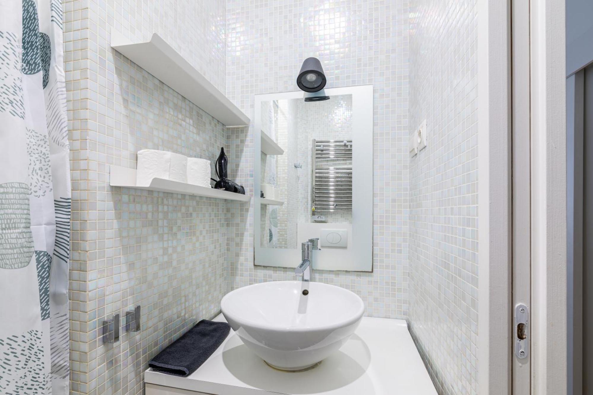 Luxurious 1 Bedroom Republique Vinaigriers Free Netflix Paris Exterior photo