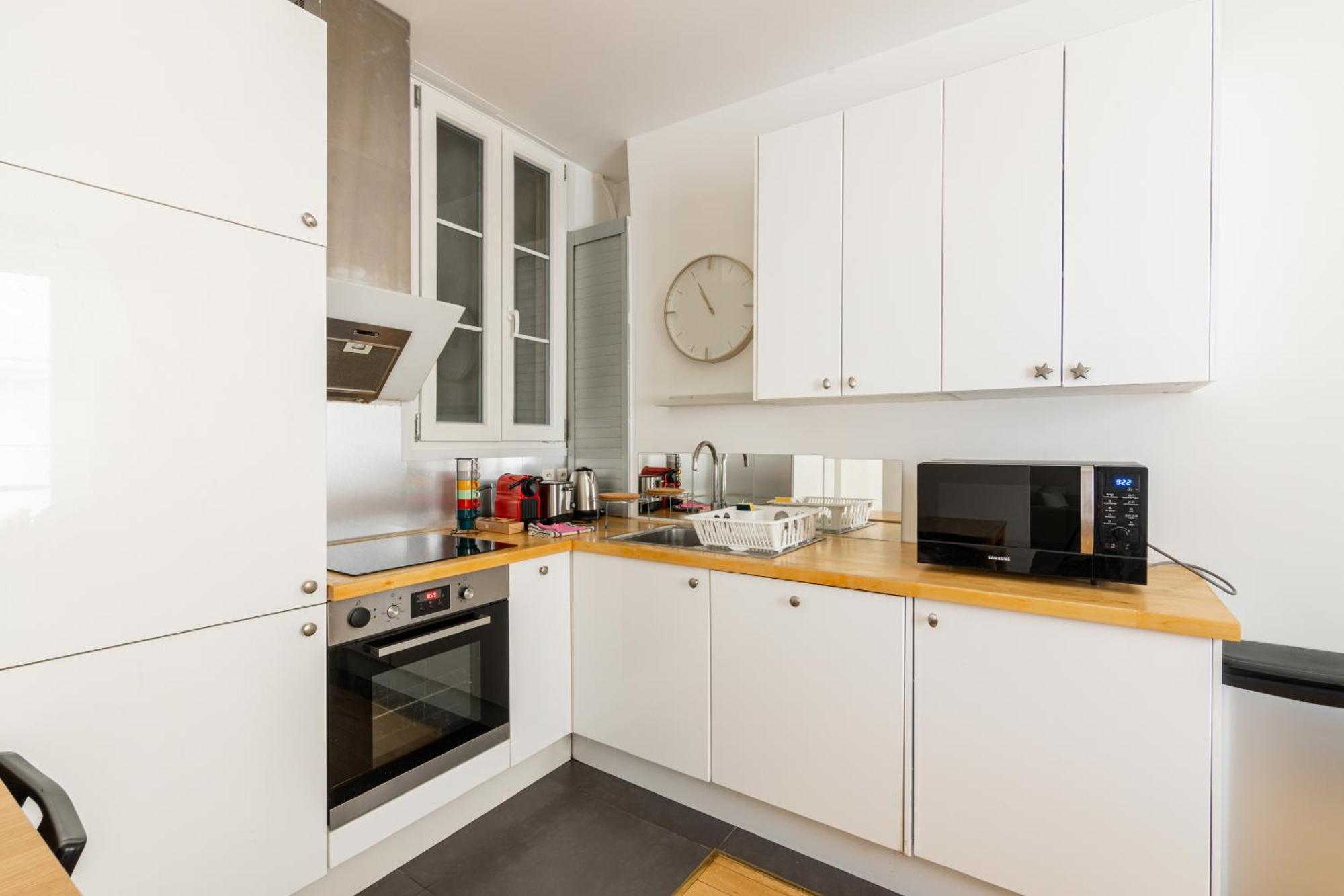 Luxurious 1 Bedroom Republique Vinaigriers Free Netflix Paris Exterior photo